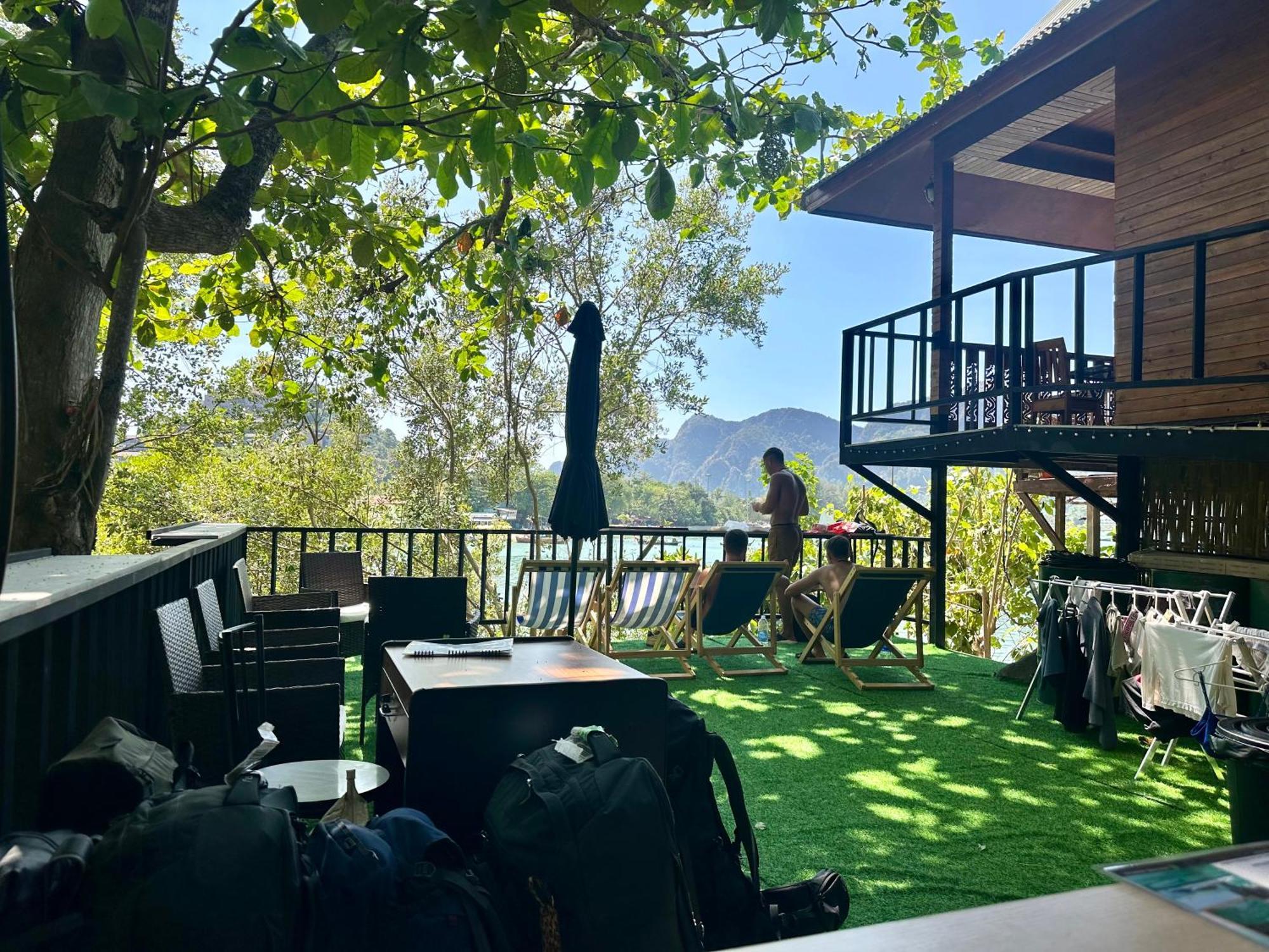 Sweed Dee Seaview Hostel Phi Phi Eksteriør billede